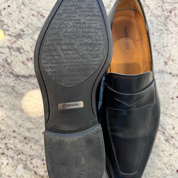 Men's Black Magnanni Penny Loafers Size 10.5 (Great condition) - Picture 2 of 2